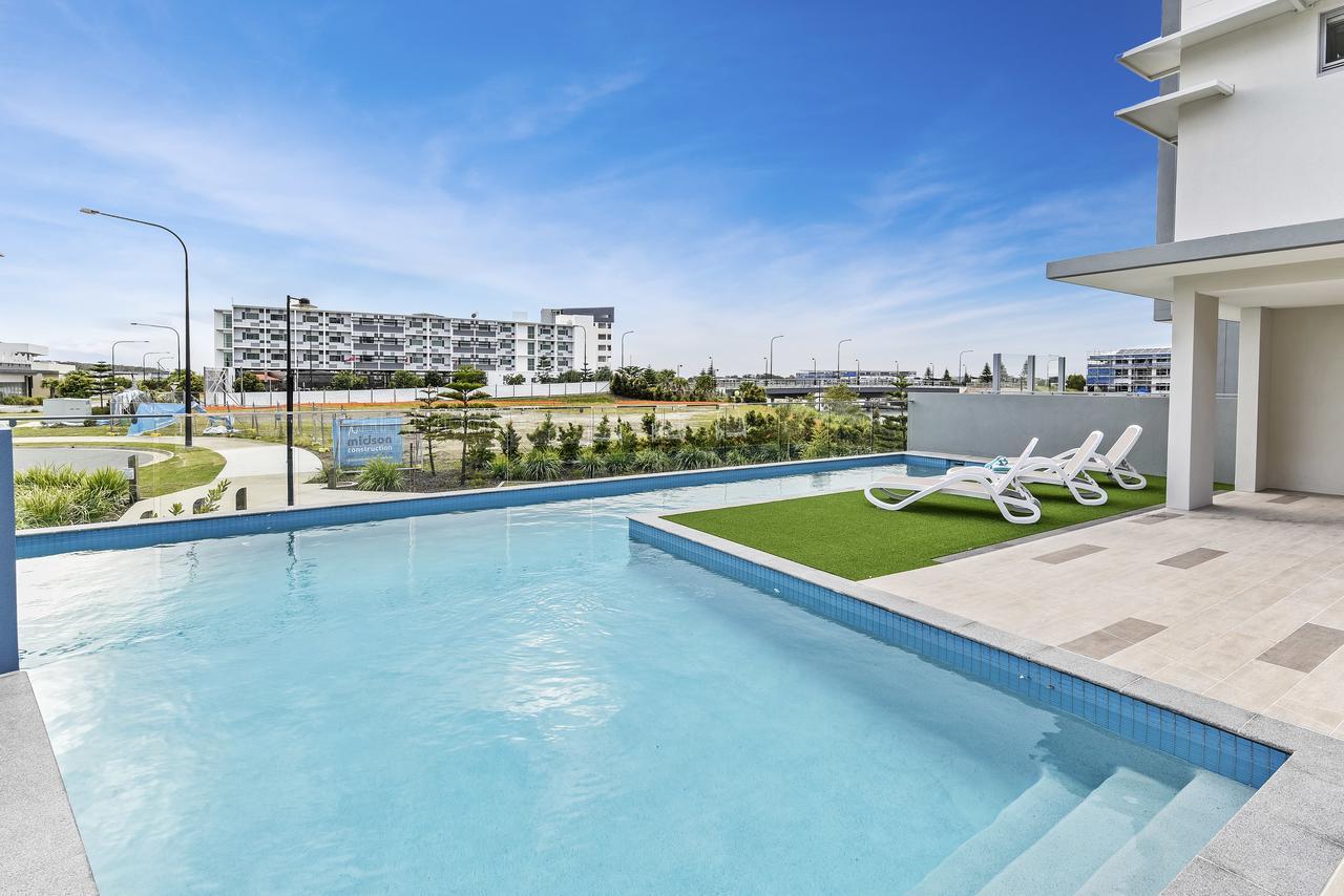 Aquarius Kawana Apart otel Kawana Waters Dış mekan fotoğraf